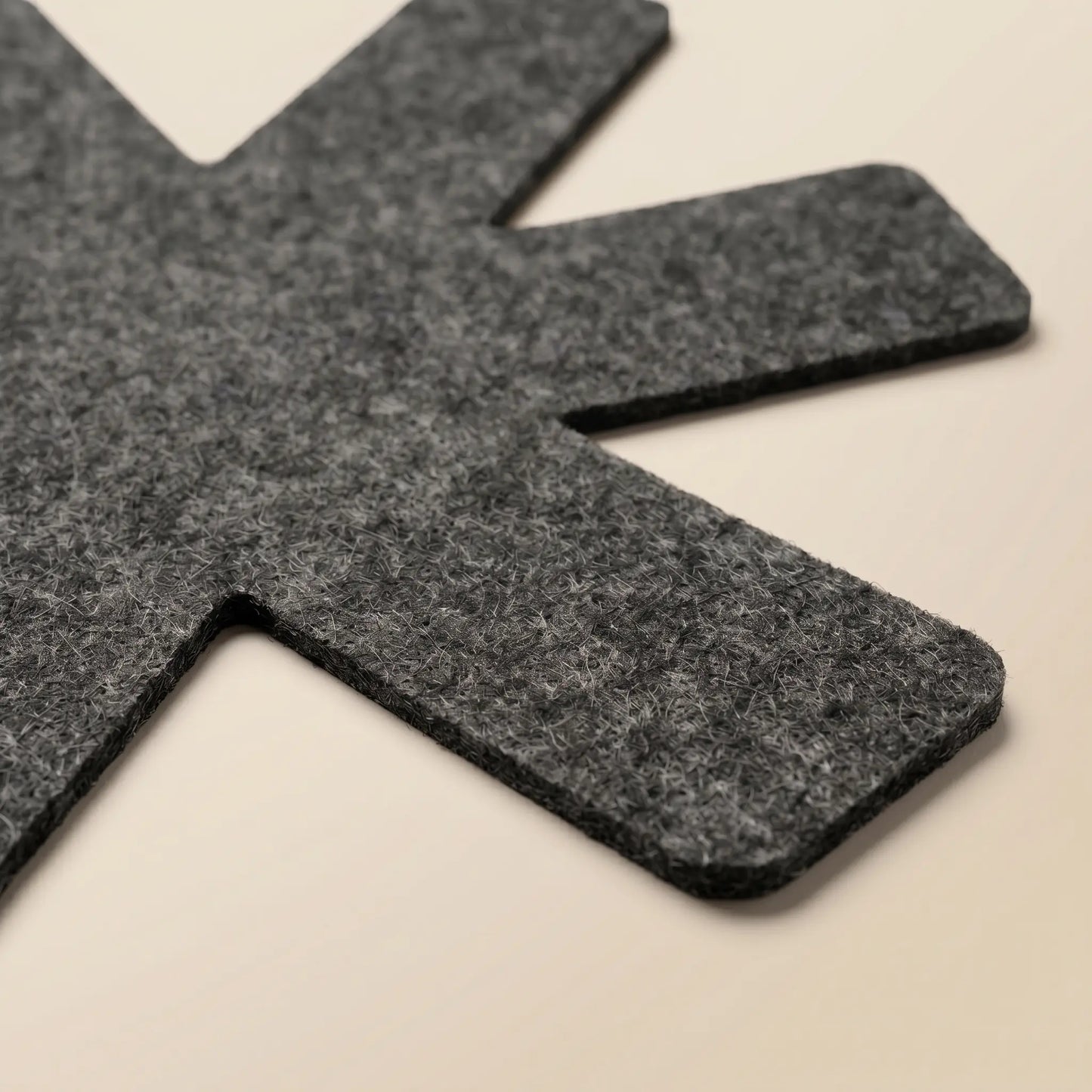 Protege-poeles detail texture polyester qualite